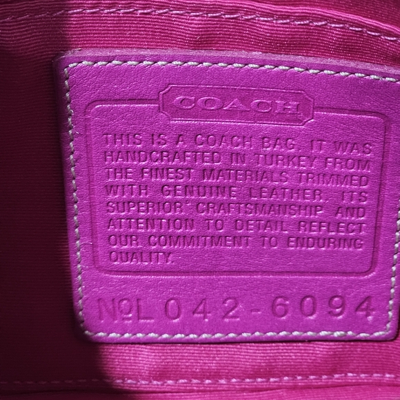 Vintage Coach Hamptons Demi Shoulder Bag Baguette Clutch (Pink) # 6094 - Picture 13 of 13